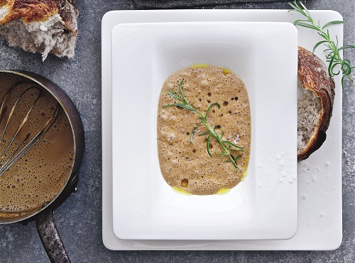 Skummig svampsoppa med portvin och tryffel